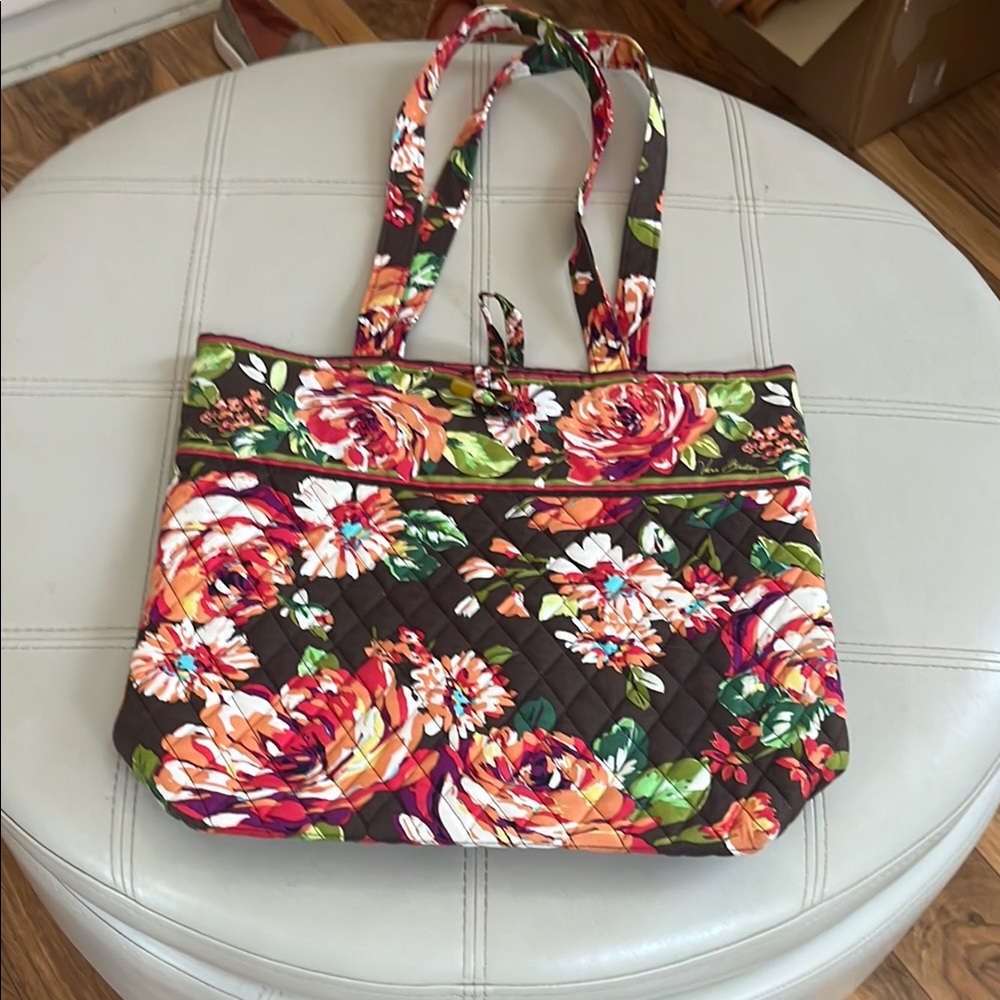 Floral Quilted Tote Bag VERA BRADLEY nwot